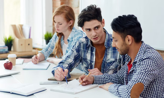 Students-planning-admission